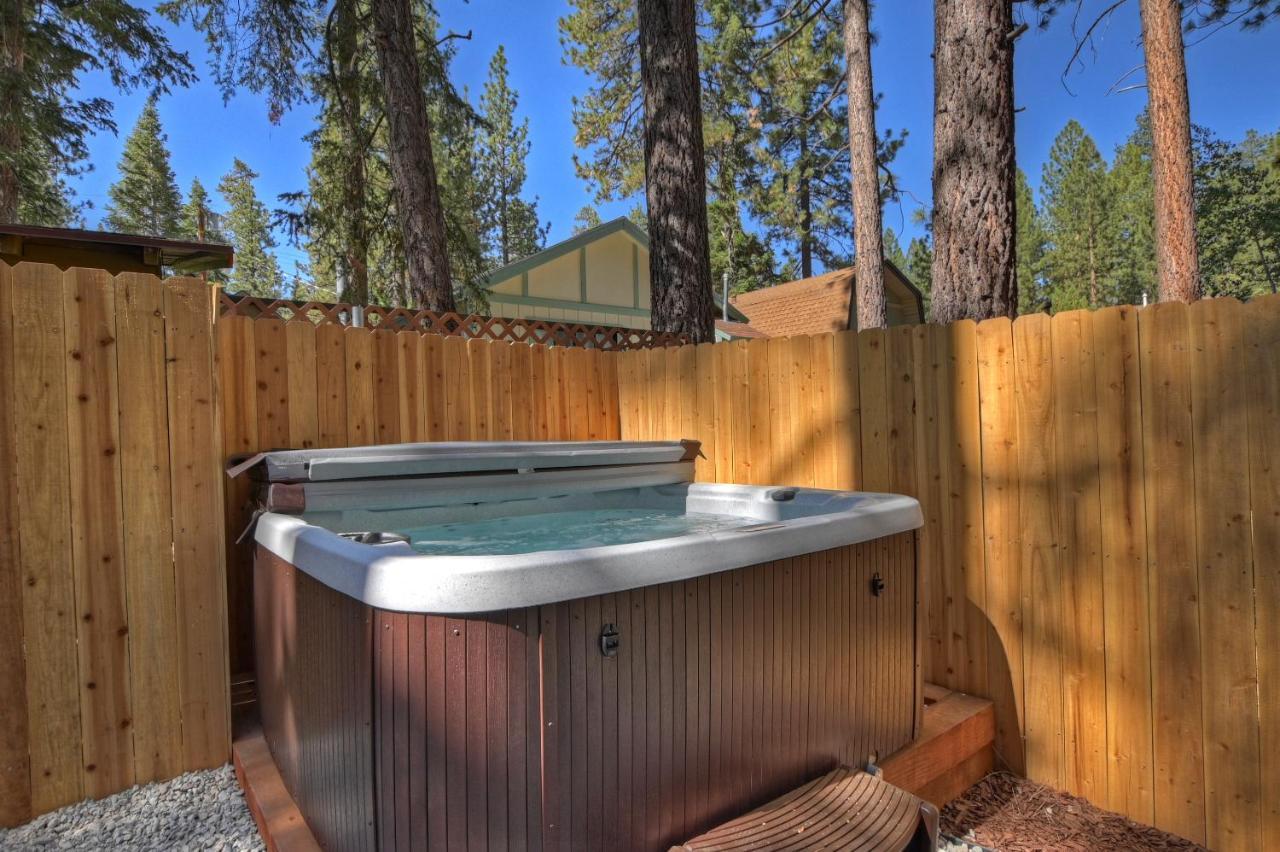 Summit Happy Cabin With Hot Tub! High Speed Ev Hookup, Close To Slopes Биг Беър Лейк Екстериор снимка